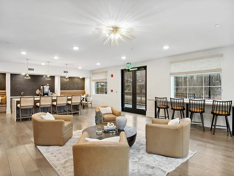 The Knox — Photo 18