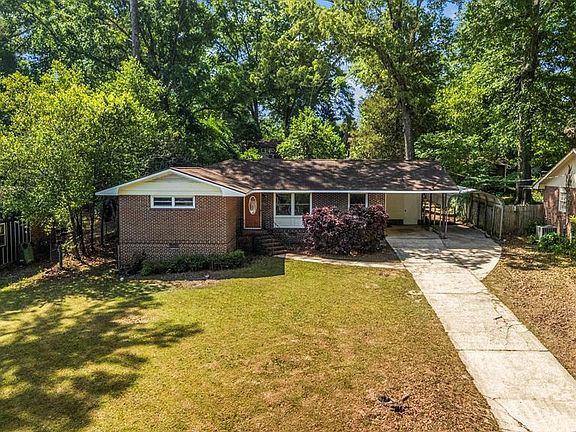 2nd image of 3820 Meadowcliff Dr