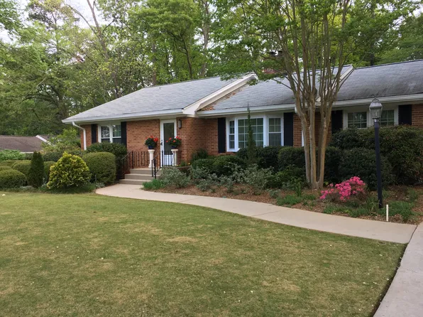 781 Riverhill Dr, Athens, GA 30606