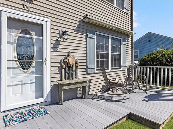 3rd image of 11 Sea Lea Dr
