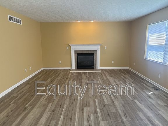 5th image of 6363 Zoellners Pl