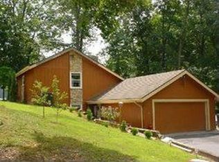1045 N Shore Dr, Martinsville, IN