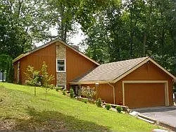 1045 N Shore Dr photo 1