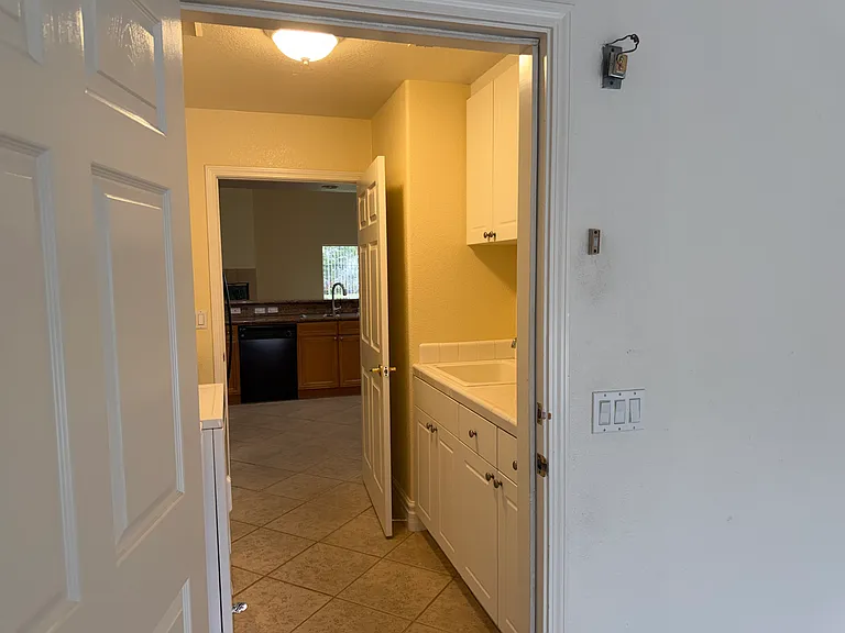 6833 Urubu St — Photo 49