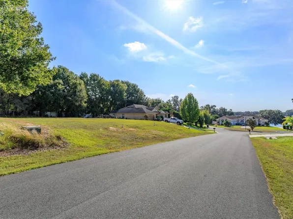 1103 Myrtle Breezes Ct #16, Fruitland Park, FL 34731