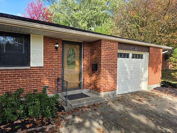 2nd image of 3049 Glenmere Ct
