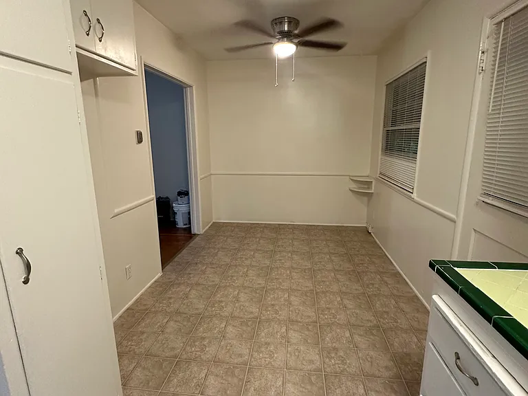 331 W Alameda Ave #C — Photo 6