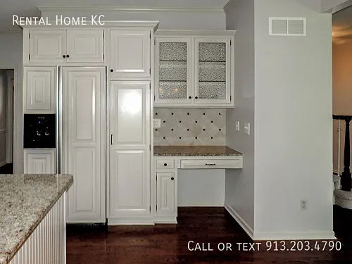 15715 Beverly St — Photo 16