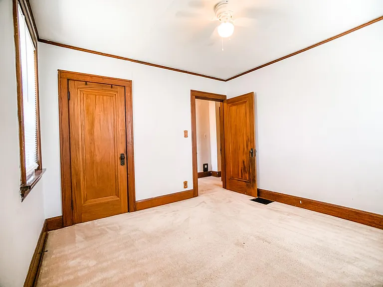 3061 Taylor Ave — Photo 5