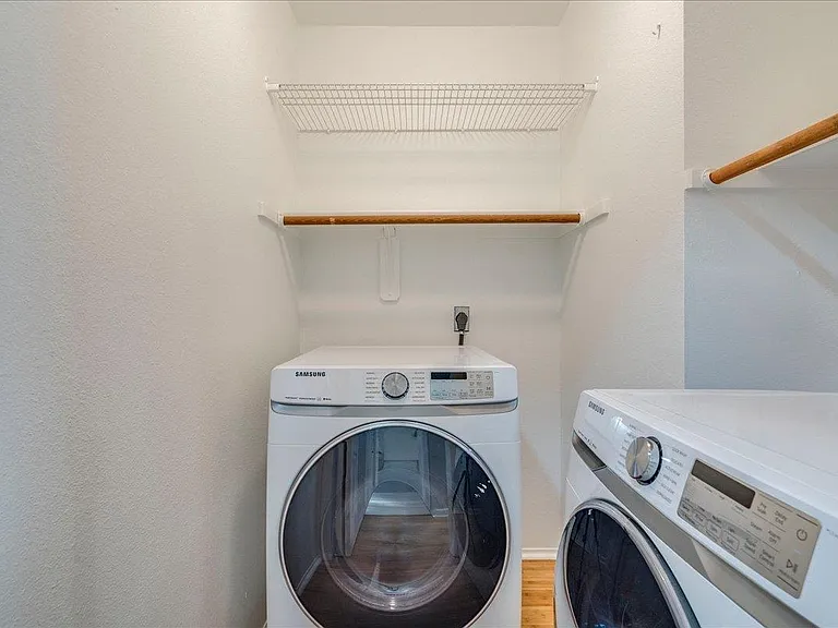 6530 Needham Ln — Photo 24