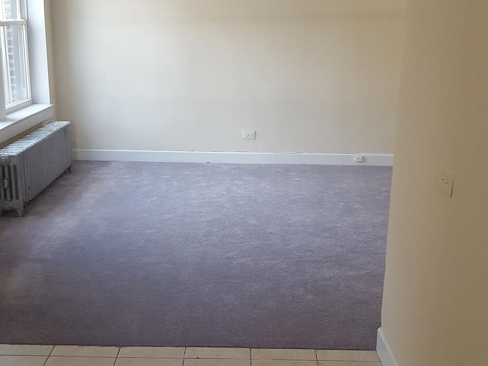 2nd image of 6944 S Oglesby Ave APT 1N