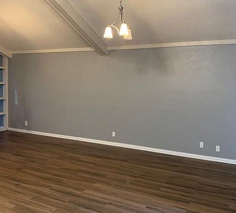 5th image of 8423 Hollow Bend Ln