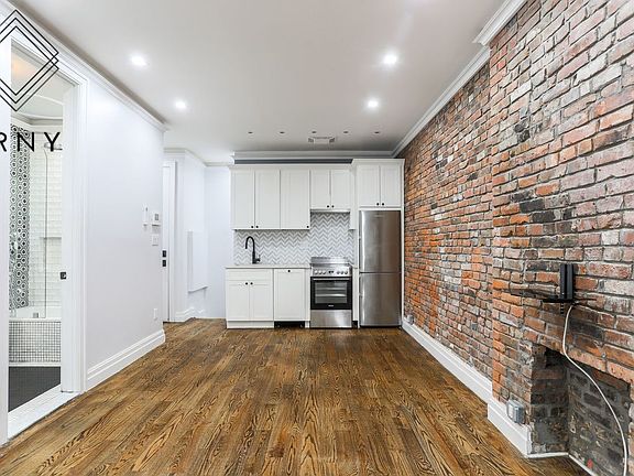 2nd image of 43 Columbia Pl #1E