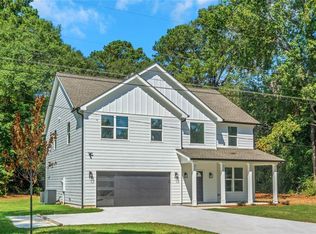 43 Sims St, Locust Grove, GA 30248