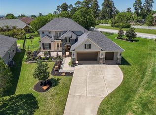 5924 Oak Leaf Ct, Conroe, TX 77304