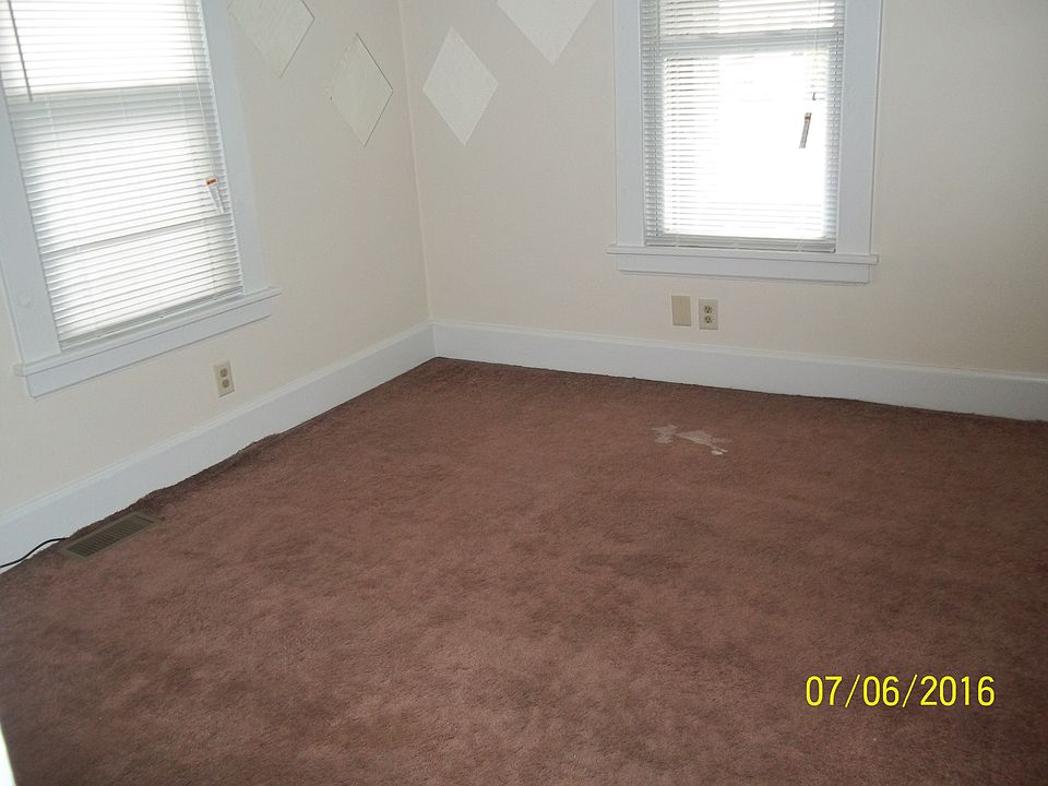 1st image of 216 N Sutphin St