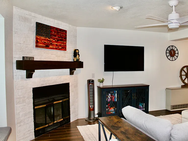 1460 S Adair Dr — Photo 5