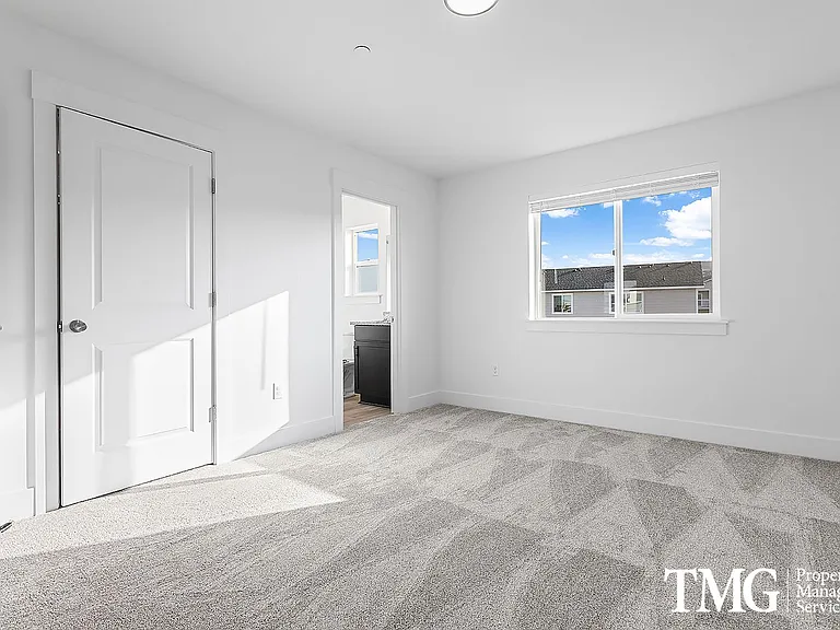 977 Creer Way #D-112 — Photo 53