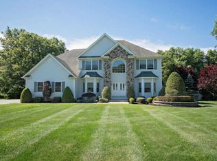 15 Kacie Lynn Ct, Jackson, NJ 08527
