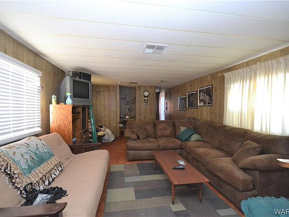 4th image of 329 Meander Dr