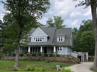 4 Tanglewood Ln, Westport, CT 06880