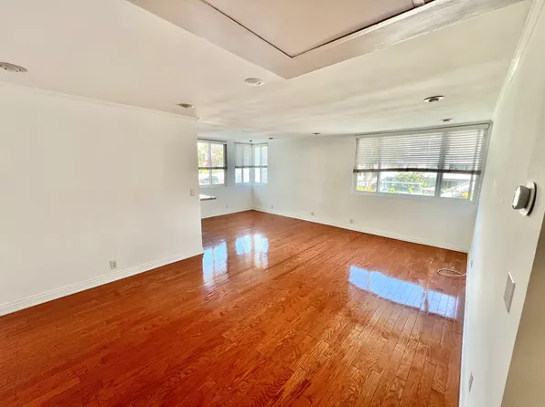1907 Robinson Ave, San Diego, CA