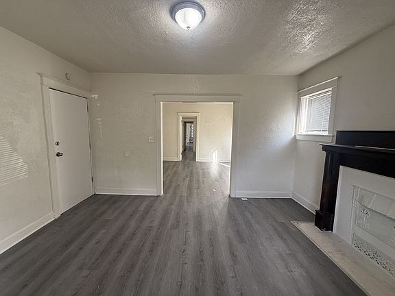 2nd image of 3206 E 11th St #1E