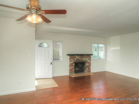 3rd image of 1725 Hickory Ave