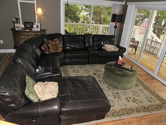 5th image of 127 Beach Dr #A
