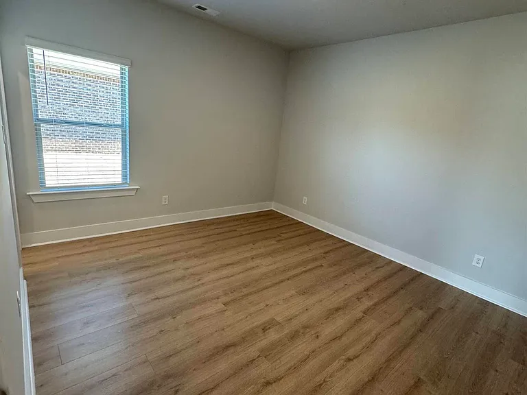 106 Mississippi St — Photo 17