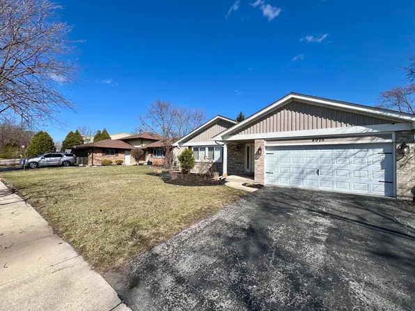 4905 Arquilla Dr, Richton Park, IL 60471