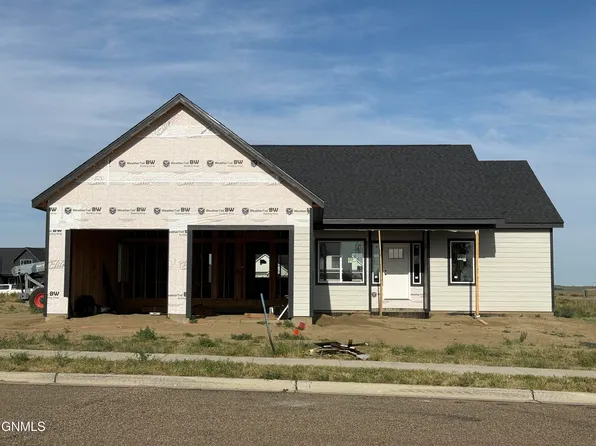 1509 Rimrock Dr, Watford City, ND 58854