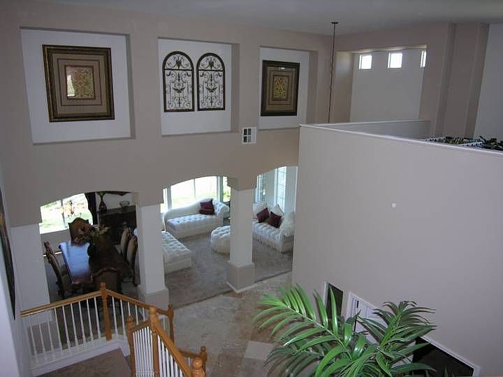 2nd image of 18520 Sunset Knoll Dr
