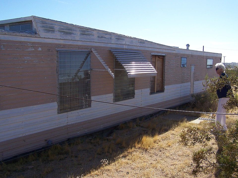 2nd image of 57316 Emerald Way