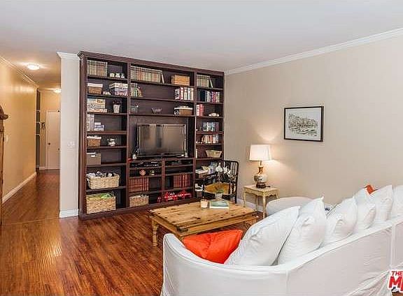 4th image of 6150 Buckingham Pkwy Unit 203