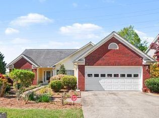 2130 Saint Thomas Way, Suwanee, GA