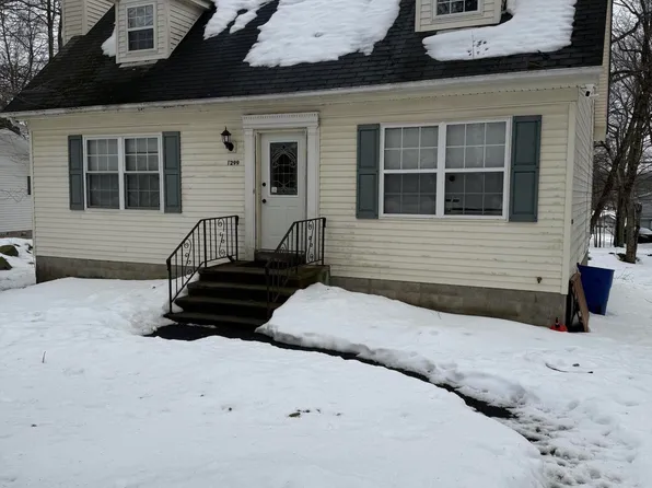 6241 Park Pl, Tobyhanna, PA 18466