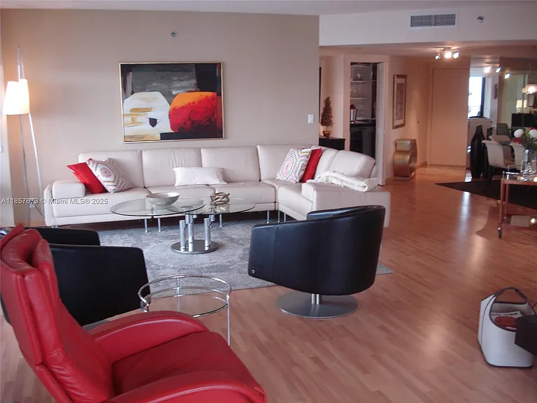 3600 Yacht Club Dr #1503 — Photo 19