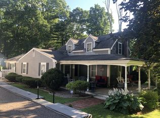 21 Mill St, Hopedale, MA 01747
