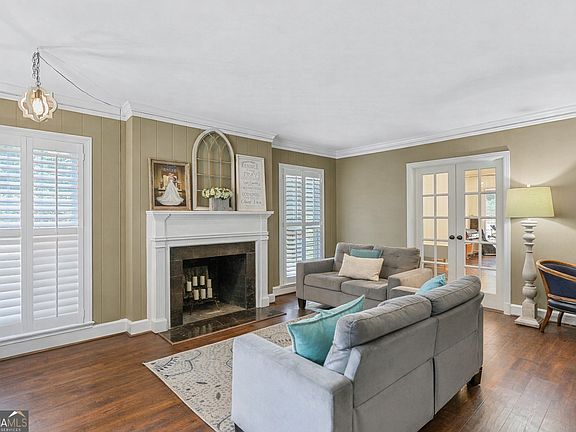 4th image of 420 Ridgecrest Rd