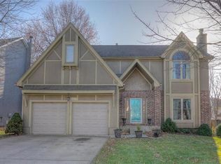 15677 W 141st Ter, Olathe, KS 66062