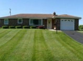 44 Grant Dr, Fredericktown, OH 43019