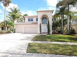 995 NW 168th Ave, Pembroke Pines, FL 33028