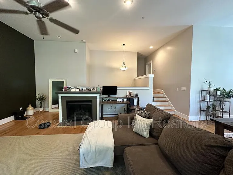 4635 Pleasant Ave #D — Photo 34