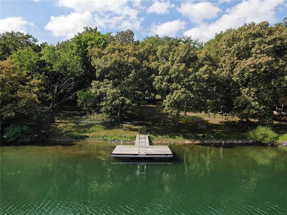1st image of 34 SW Fishing Lake Dr