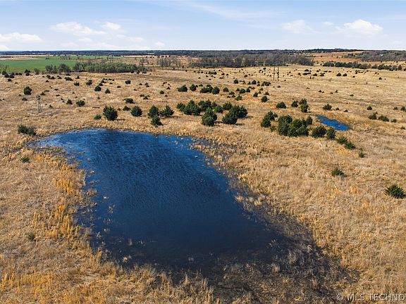 3rd image of 80 Harper Rd