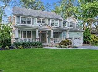 1445 Grandview Ave, Westfield, NJ 07090