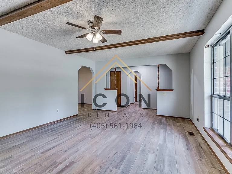 1912 N Gleason Ave — Photo 15