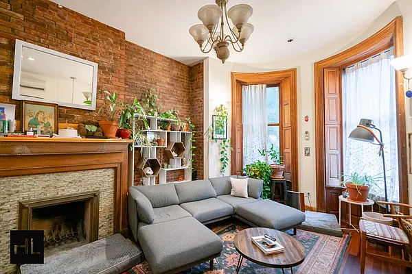 Rented by Highline Residential | media 2