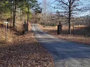 198 Polk Rd #720, Mena, AR 71953